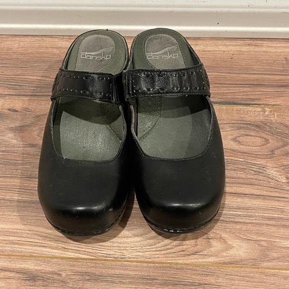 Dansko clogs - Picture 3 of 5